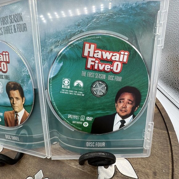 Hawaii Five-O - First Season (DVD, 2007, 6-Disc Set, Disc 7 Is Missing - Picture 8 of 16